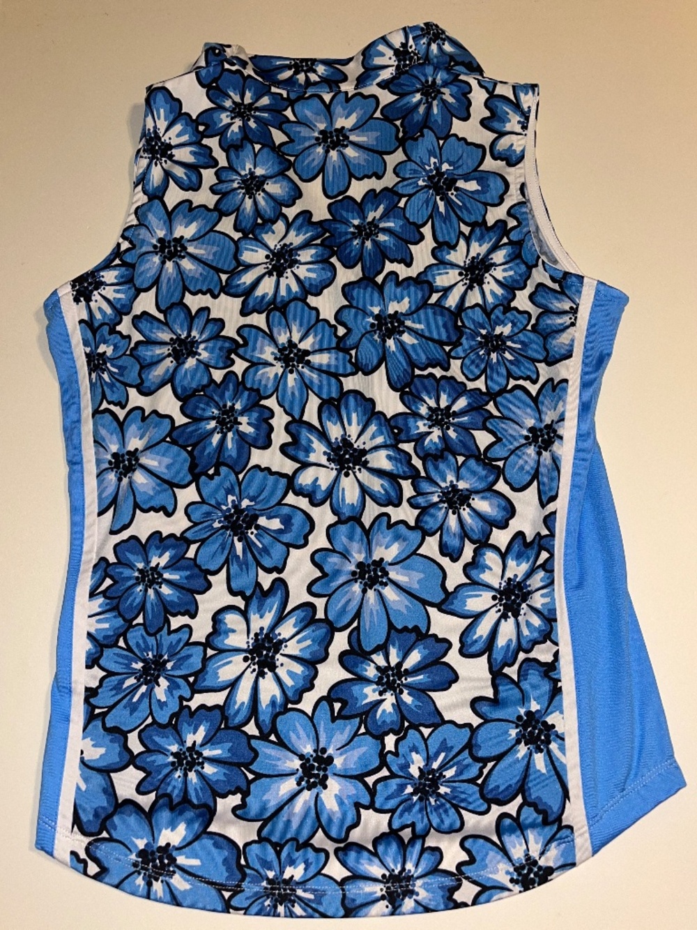 Tail Activewear blue and white floral sleeveless quarter-zip golf top size M